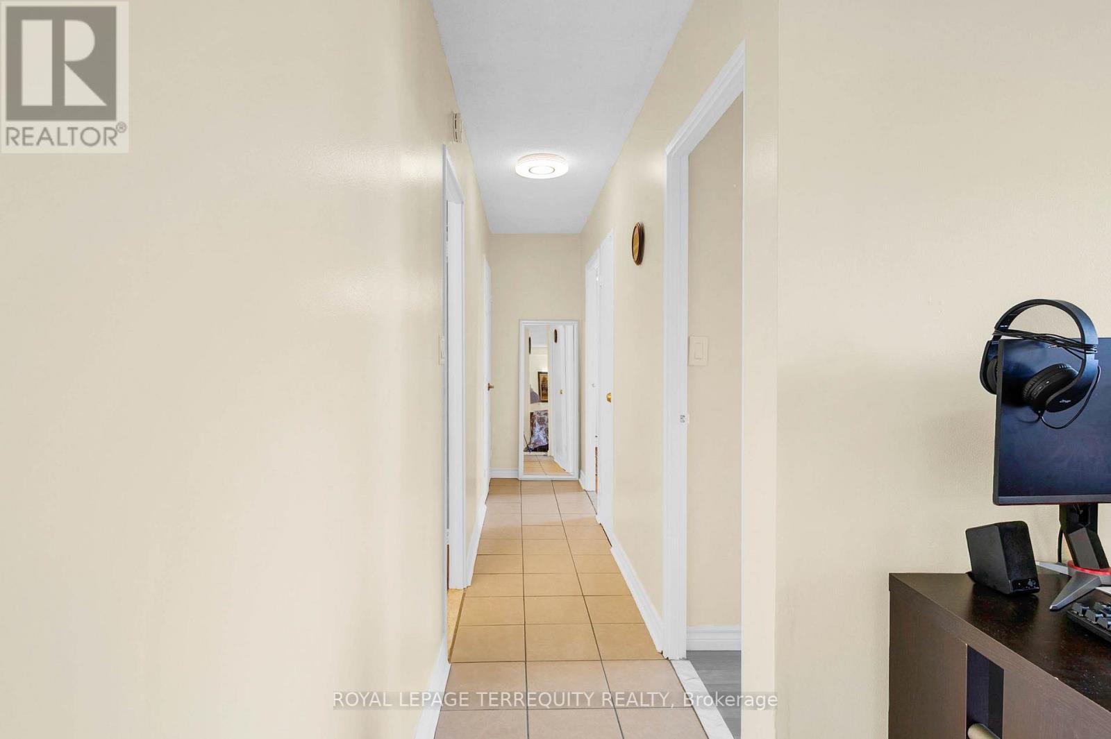 709 - 335 Driftwood Avenue, Toronto, Ontario  M3N 2P3 - Photo 19 - W12292163