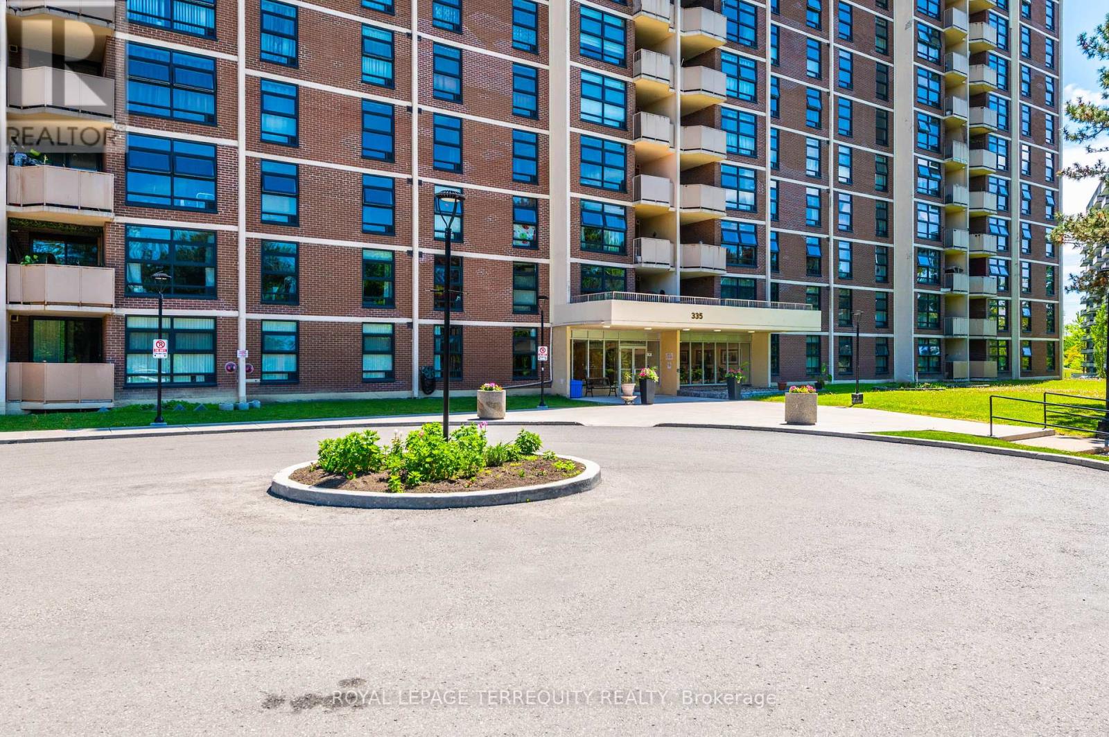 709 - 335 Driftwood Avenue, Toronto, Ontario  M3N 2P3 - Photo 2 - W12292163