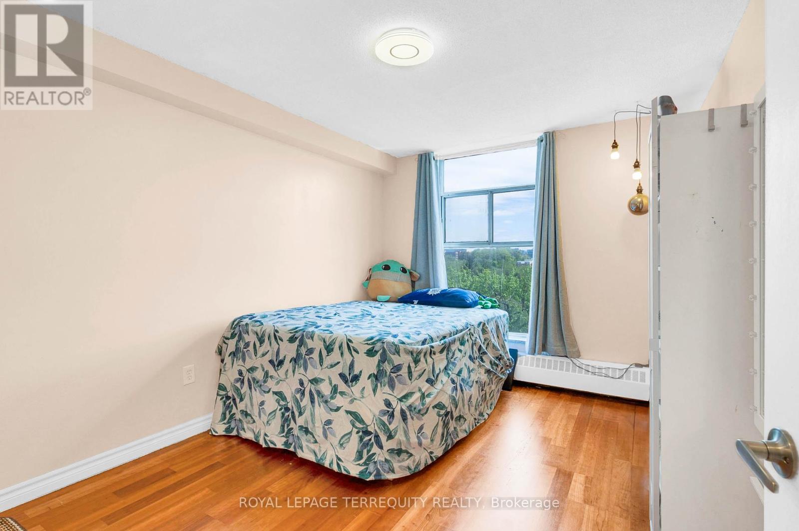 709 - 335 Driftwood Avenue, Toronto, Ontario  M3N 2P3 - Photo 22 - W12292163