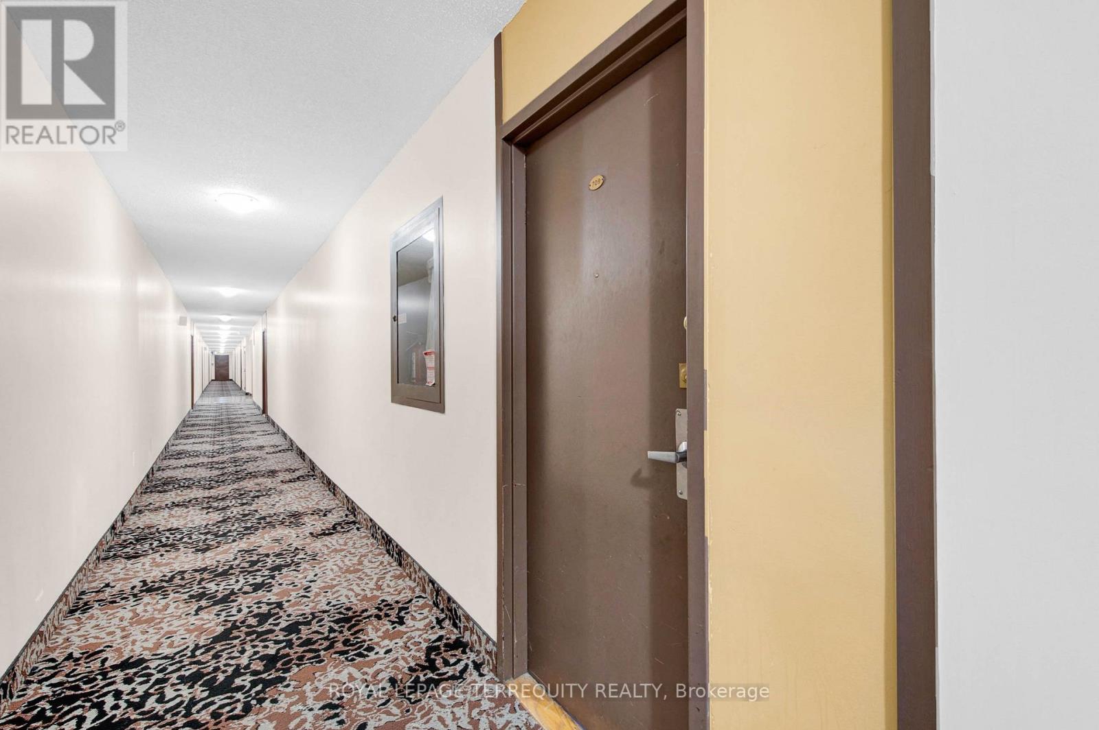 709 - 335 Driftwood Avenue, Toronto, Ontario  M3N 2P3 - Photo 7 - W12292163