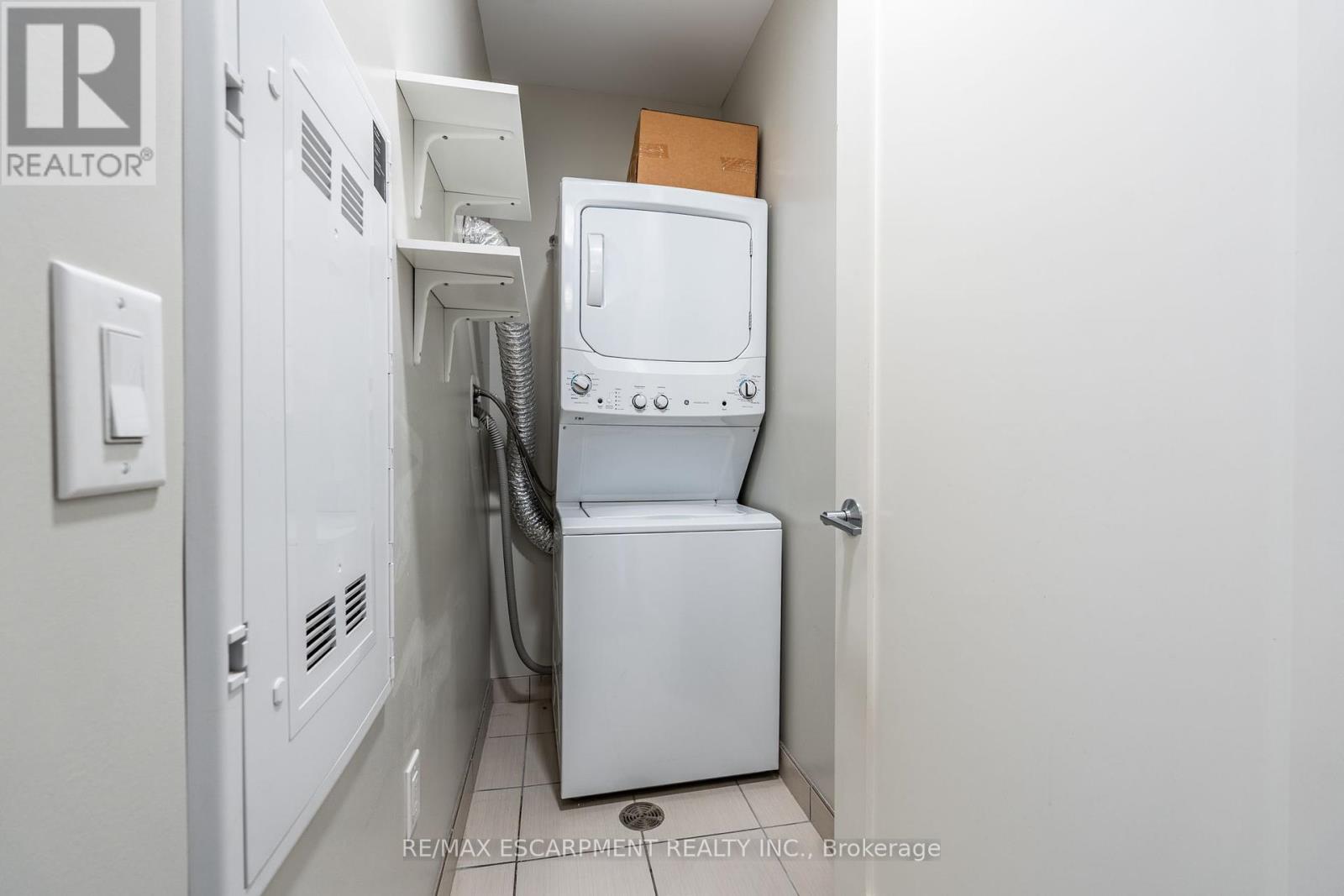 921 - 118 King Street E, Hamilton, Ontario  L8N 0A9 - Photo 24 - X12292136