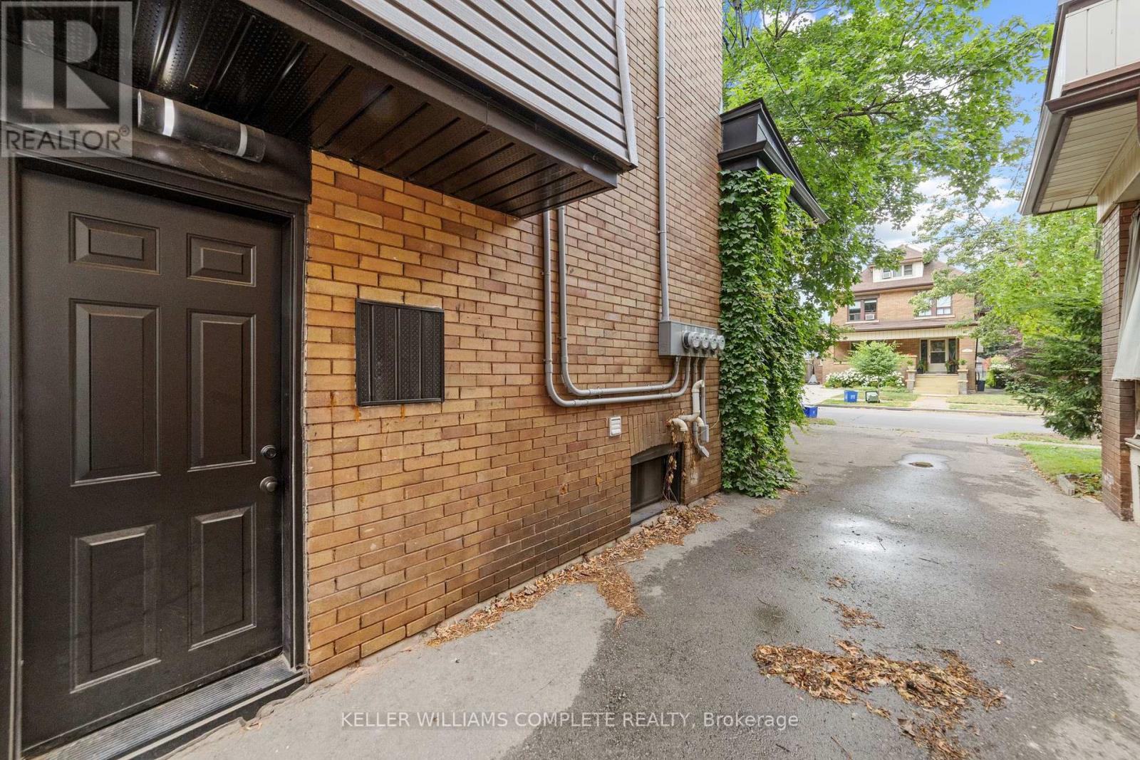 27 Melrose Avenue S, Hamilton, Ontario  L8M 2Y4 - Photo 19 - X12292174