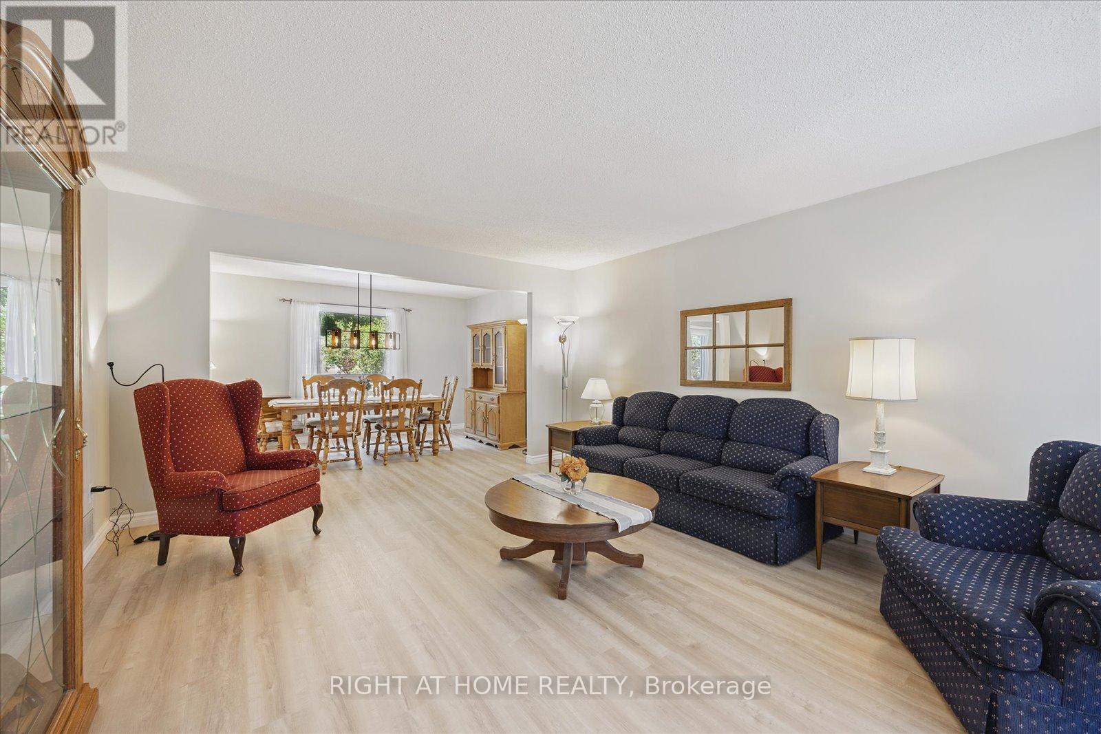 Property at 123 RAVENSCROFT ROAD image 4