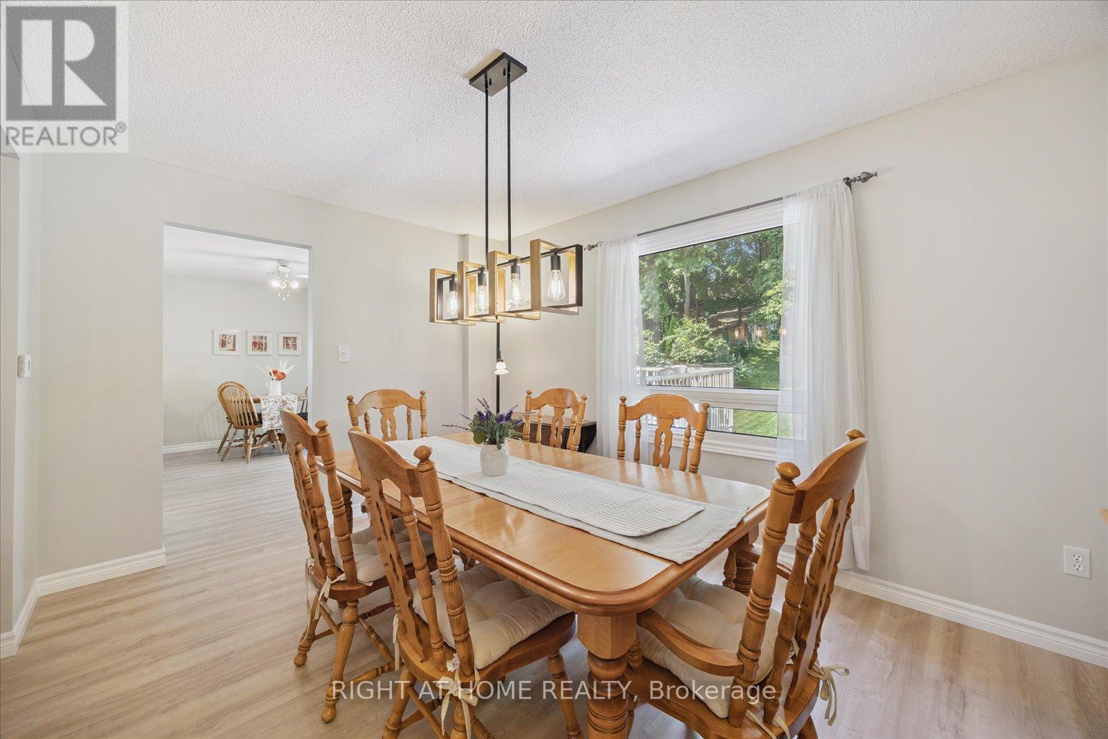 Property at 123 RAVENSCROFT ROAD image 5
