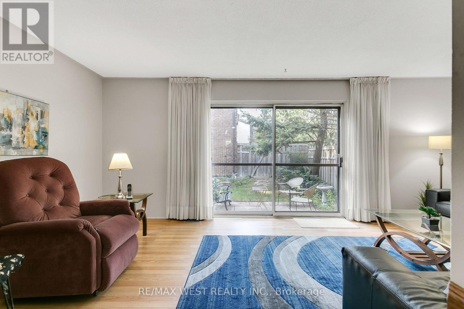 Property at 61 - 113 PALMDALE DRIVE image 3