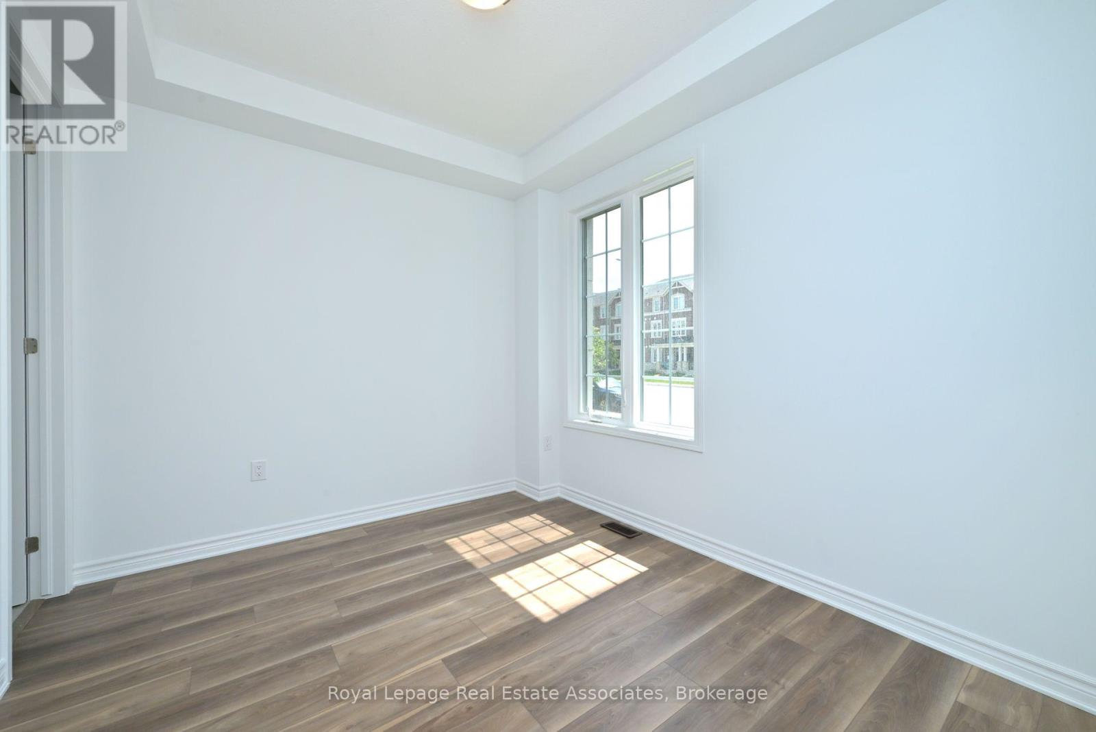 Property at 19 CULLINGTREE PLACE image 5