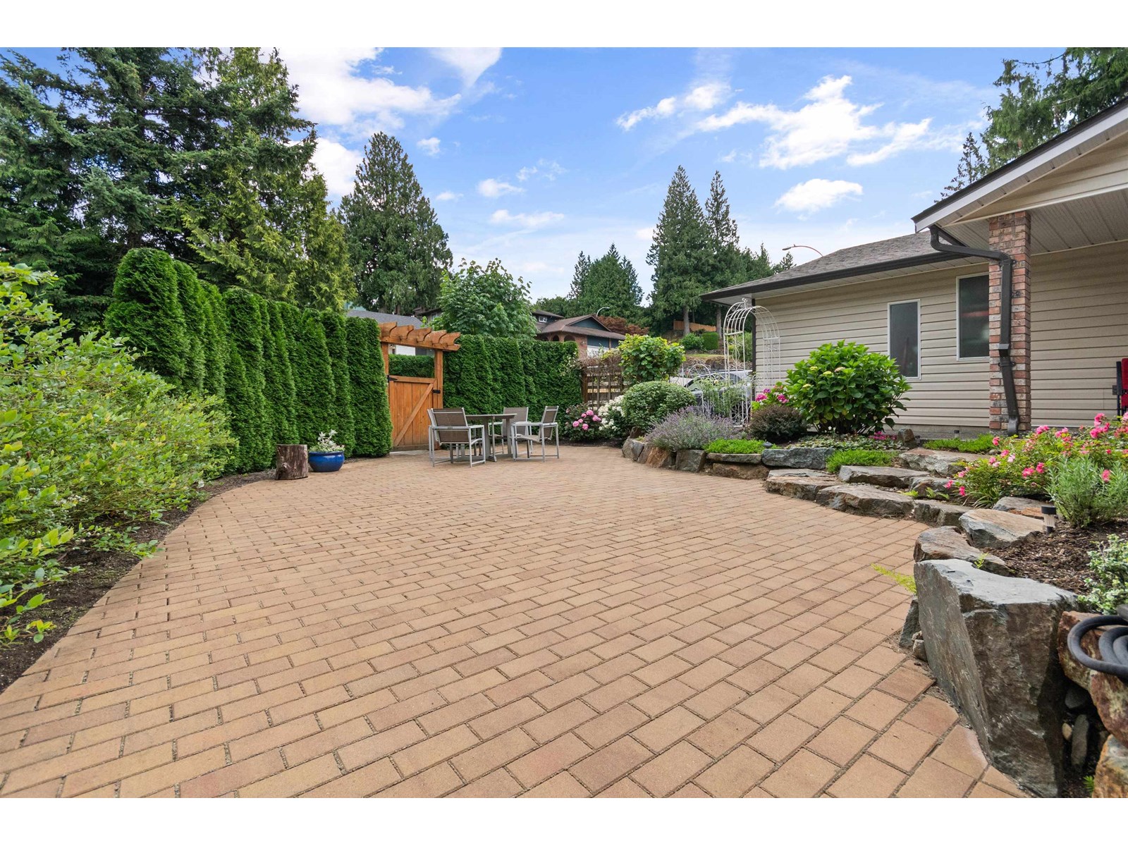 Property at 47495 SWALLOW CRESCENT image 5