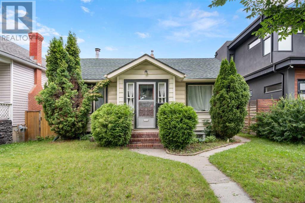Property at 715 4A Street NW image 1