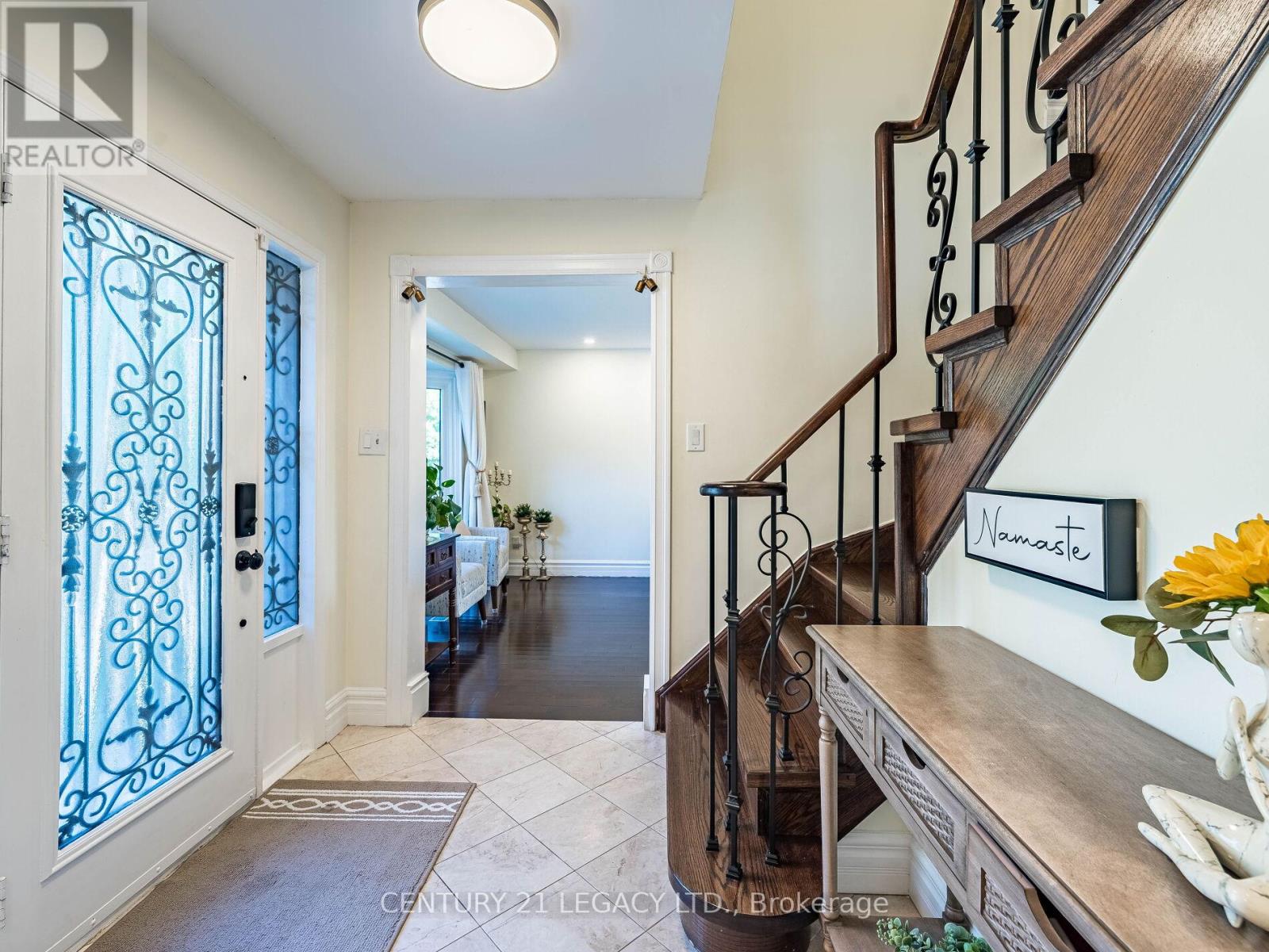 Property at 22 MAYFLOWER STREET image 5