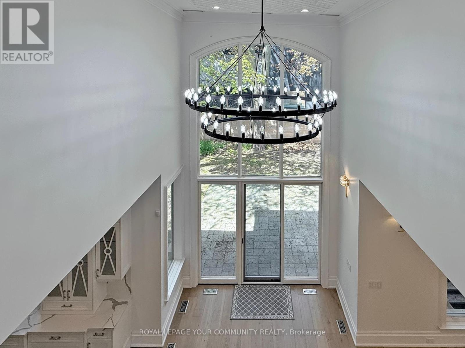 Property at 1257 LAKESHORE ROAD W image 2