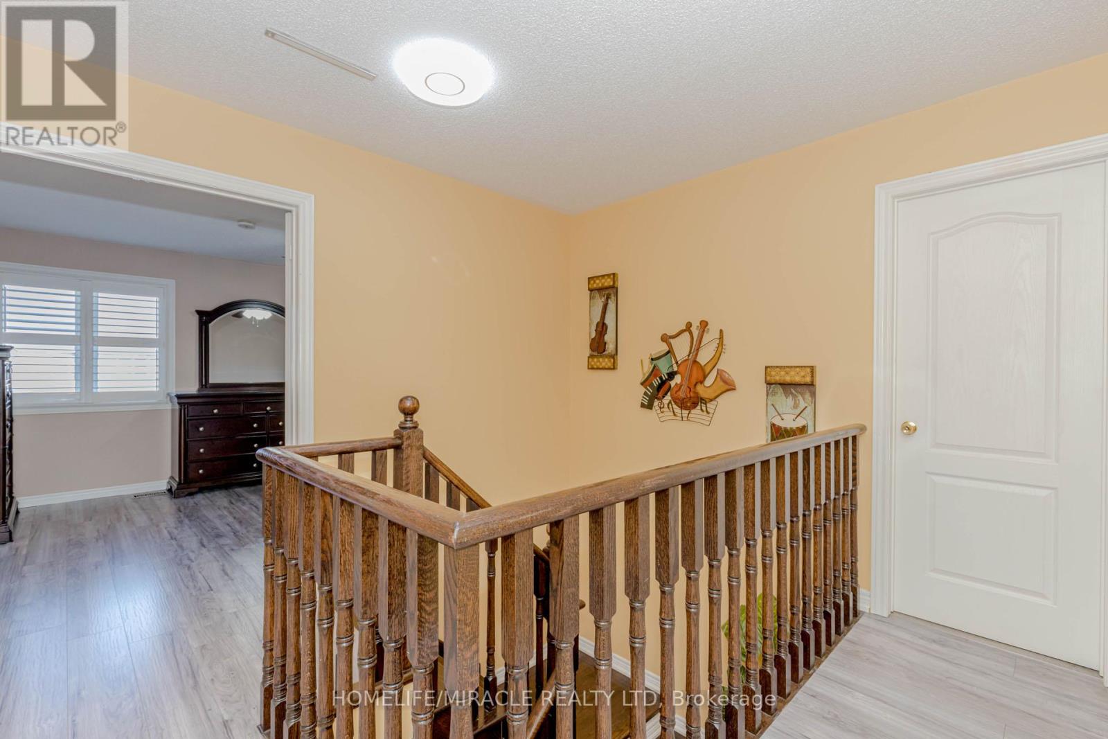 27 Fossil Street, Brampton (Bram East), Ontario  L6P 3G7 - Photo 27 - W12292069