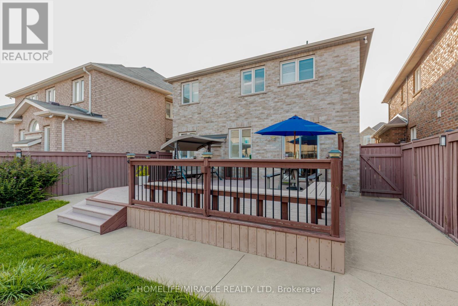 27 Fossil Street, Brampton (Bram East), Ontario  L6P 3G7 - Photo 49 - W12292069