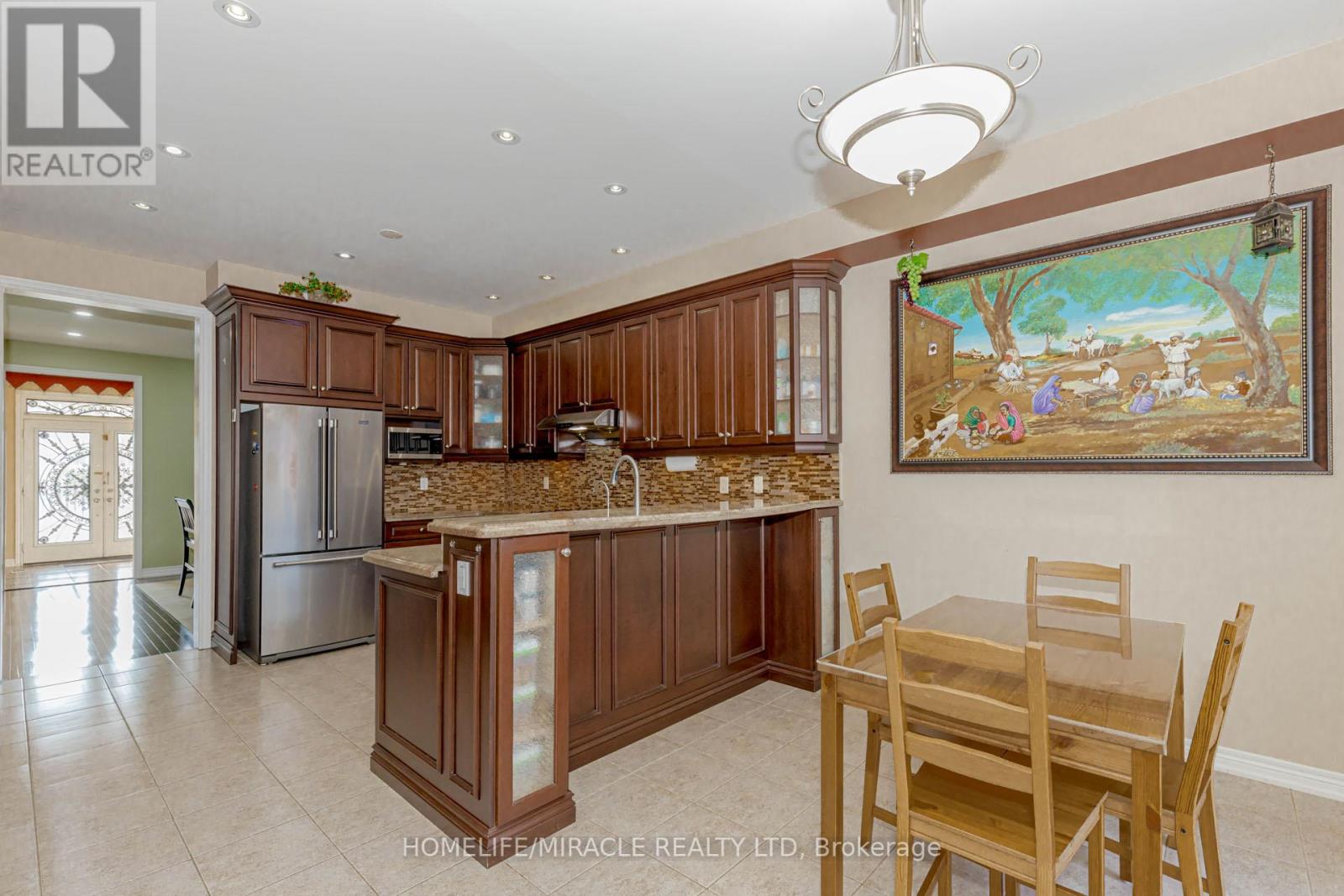 27 Fossil Street, Brampton (Bram East), Ontario  L6P 3G7 - Photo 17 - W12292069
