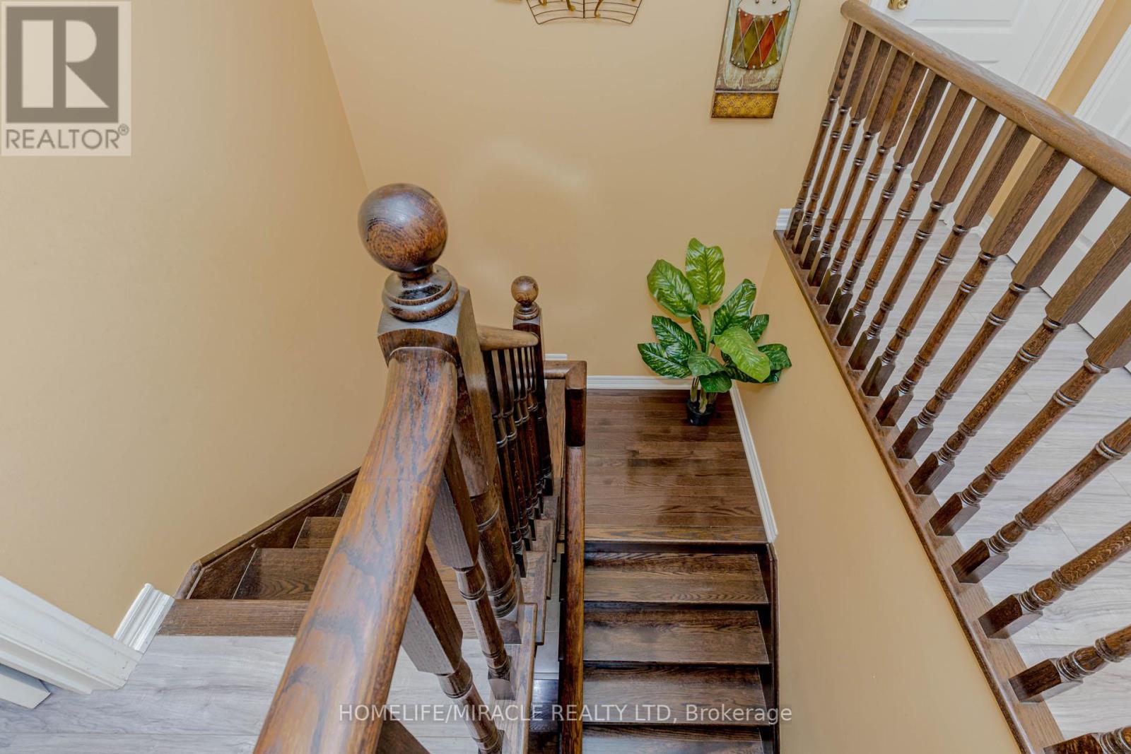 27 Fossil Street, Brampton (Bram East), Ontario  L6P 3G7 - Photo 25 - W12292069