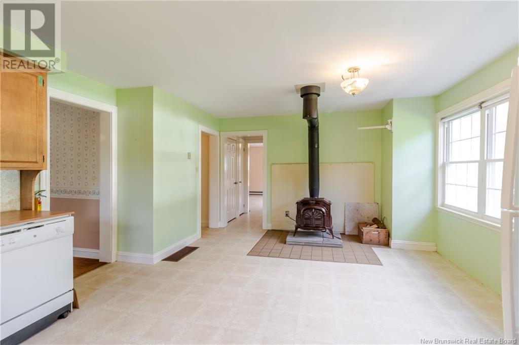 367 Route 105, Maugerville, New Brunswick  E3A 8N6 - Photo 10 - NB123157