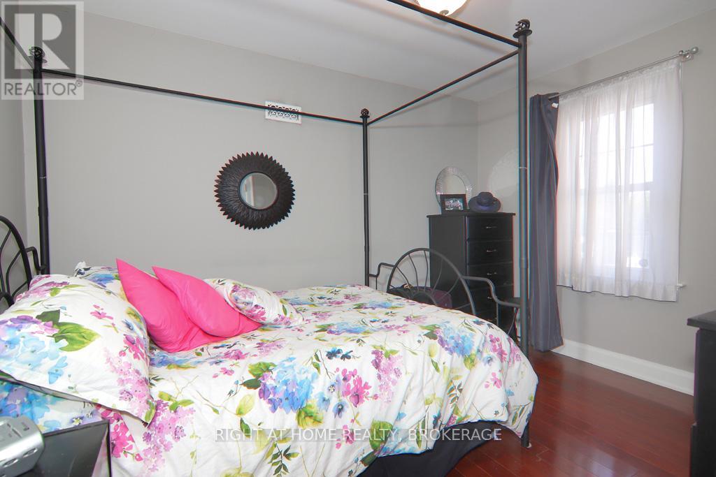 368 Queenston Street, St. Catharines, Ontario  L2P 2X9 - Photo 35 - X12288329