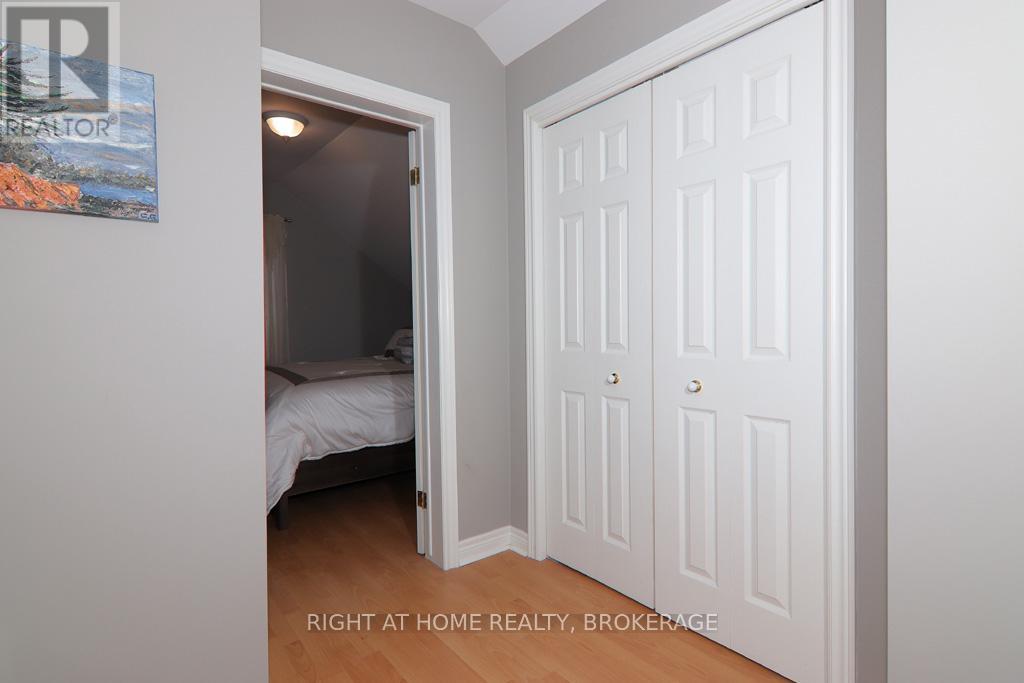368 Queenston Street, St. Catharines, Ontario  L2P 2X9 - Photo 40 - X12288329