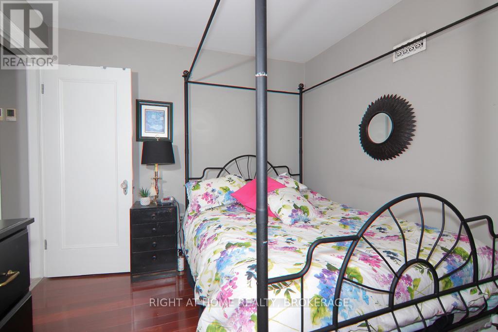 368 Queenston Street, St. Catharines, Ontario  L2P 2X9 - Photo 36 - X12288329