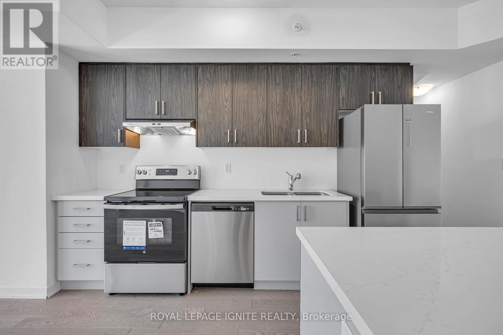 4 - 184 Angus Drive, Ajax (Central), Ontario  L1S 0G5 - Photo 10 - E12292408
