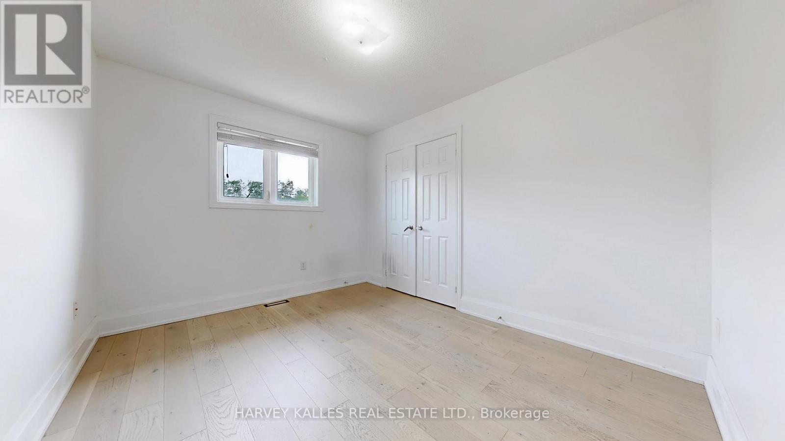 13 Oakside Court, Barrie, Ontario  L4N 5V5 - Photo 37 - S12292293