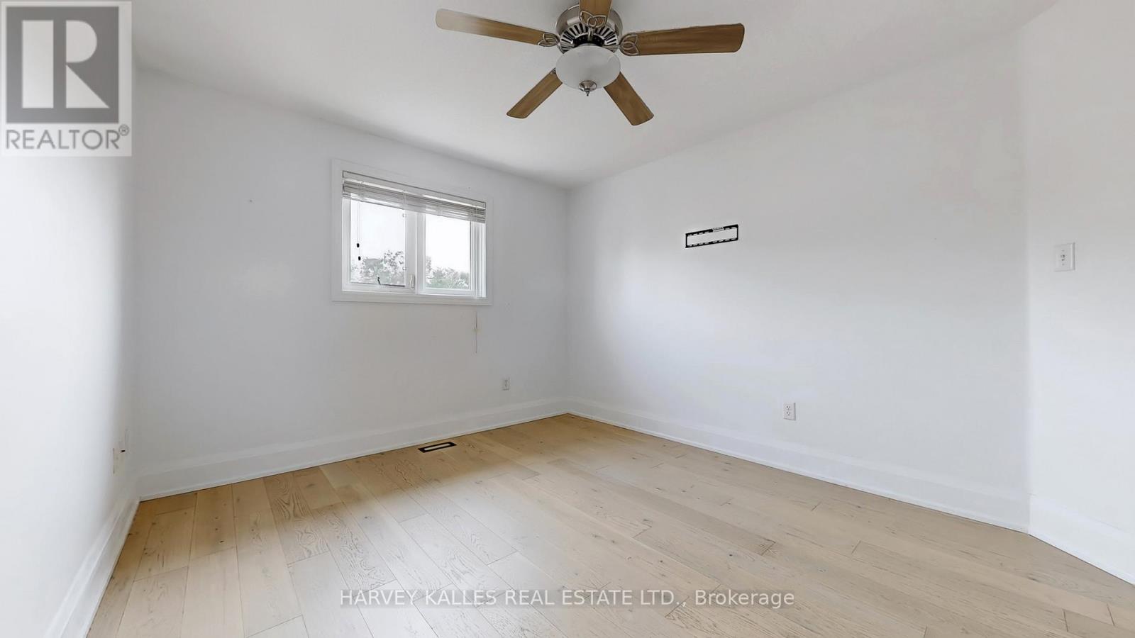 13 Oakside Court, Barrie, Ontario  L4N 5V5 - Photo 40 - S12292293