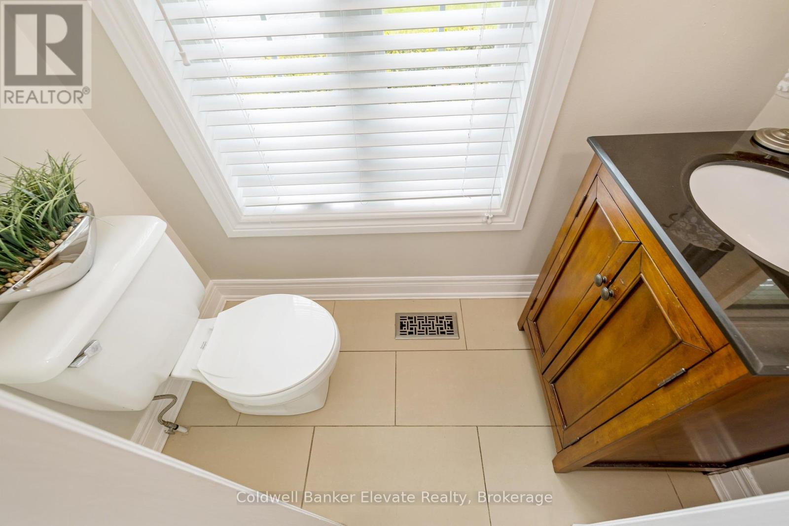 4 Southwinds Drive, Halton Hills, Ontario  N0B 1H0 - Photo 20 - W12292343