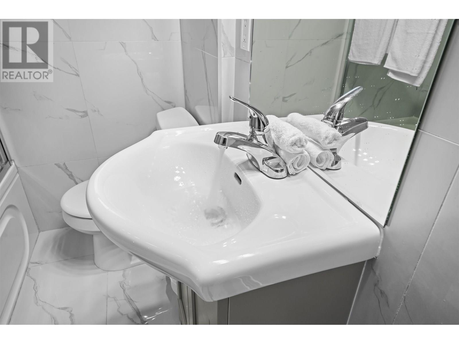 1715 Se Marine Drive, Vancouver, British Columbia  V5P 2R7 - Photo 33 - R3028106