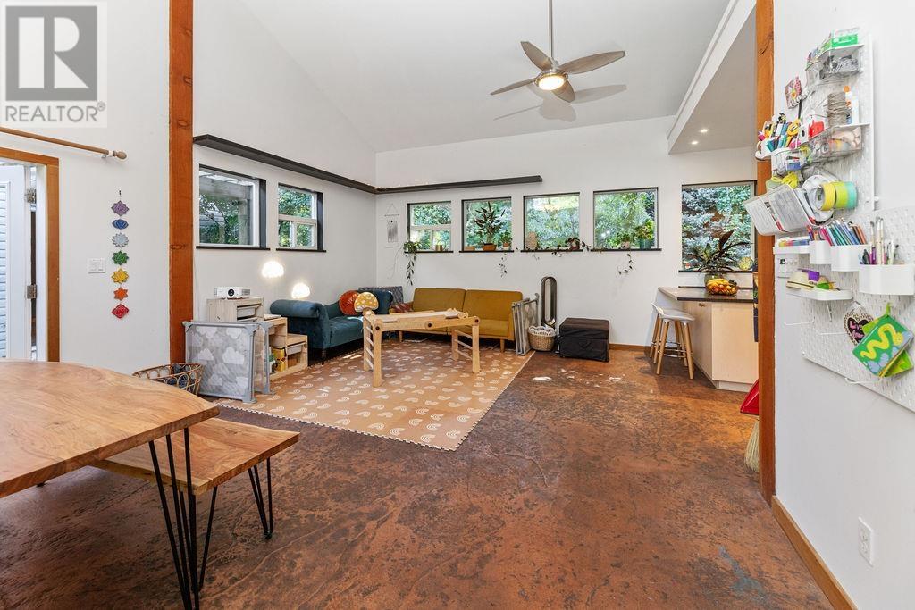 4174 Sunshine Coast Highway, Sechelt, British Columbia  V7Z 0A4 - Photo 7 - R3028178