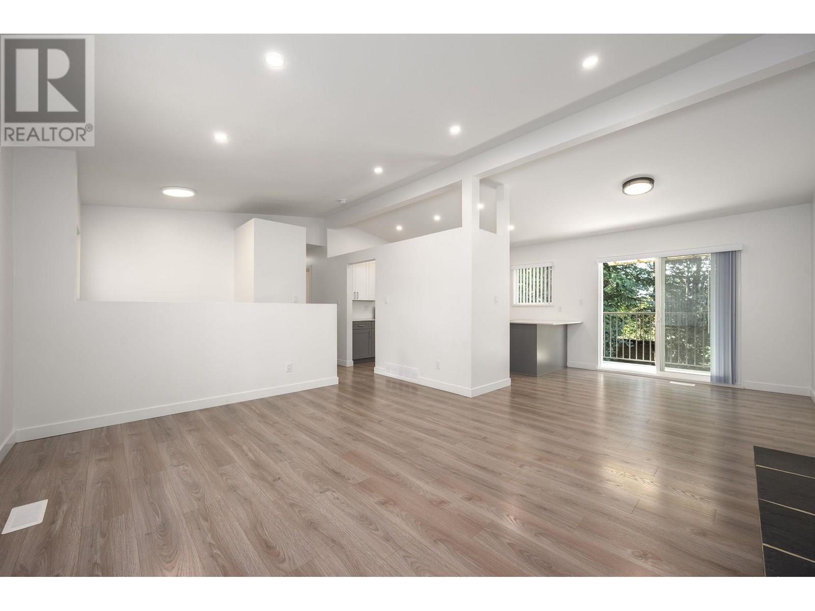 Property at 2751 MT SEYMOUR PARKWAY image 5