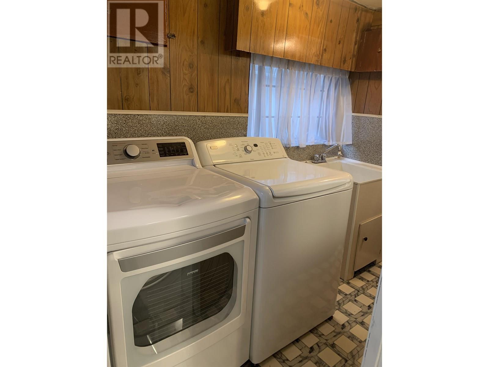4040 Saint Catherines Street, Vancouver, British Columbia  V5V 4L6 - Photo 11 - R3028205