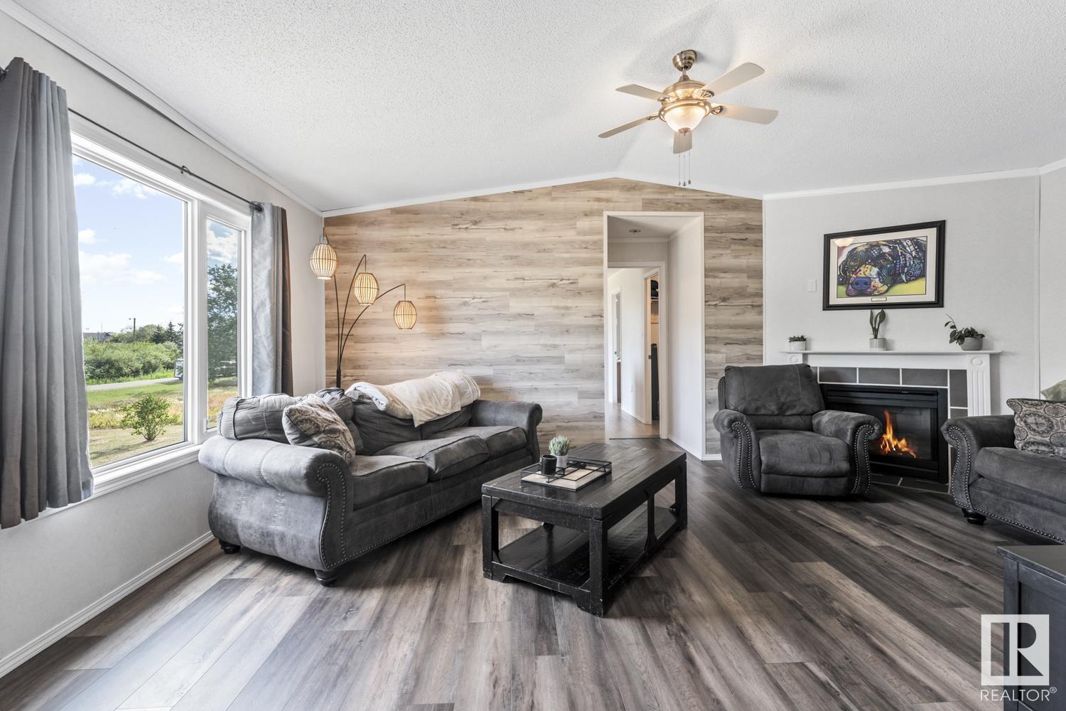 4709 51 Av, La Corey, Alberta  T0A 2E0 - Photo 13 - E4448378