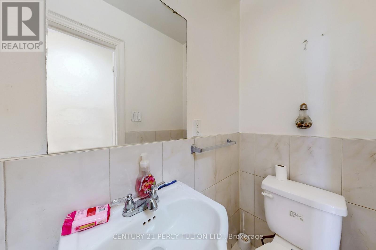 33 Wanstead Avenue, Toronto, Ontario  M1L 3L3 - Photo 11 - E12292451
