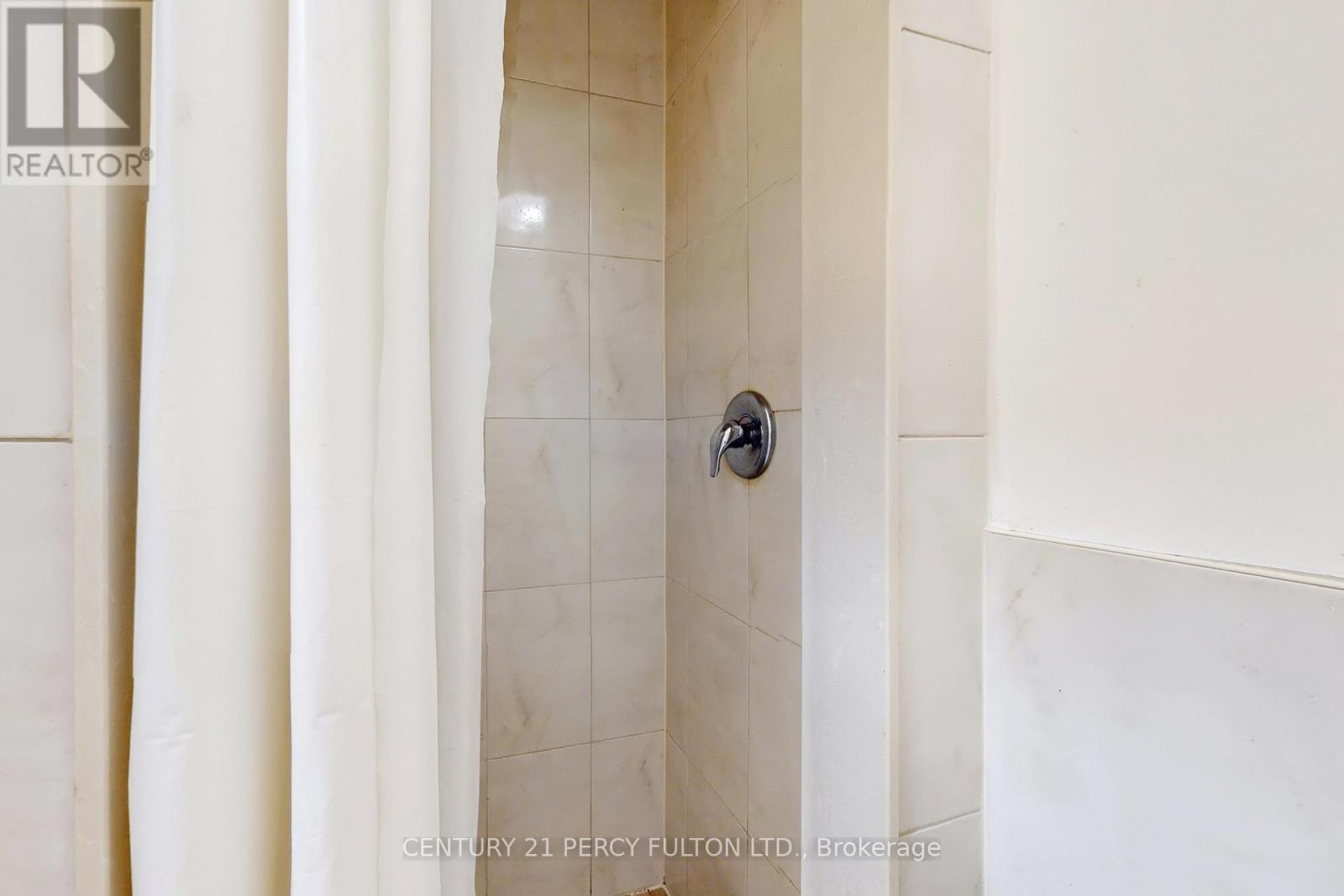33 Wanstead Avenue, Toronto, Ontario  M1L 3L3 - Photo 12 - E12292451