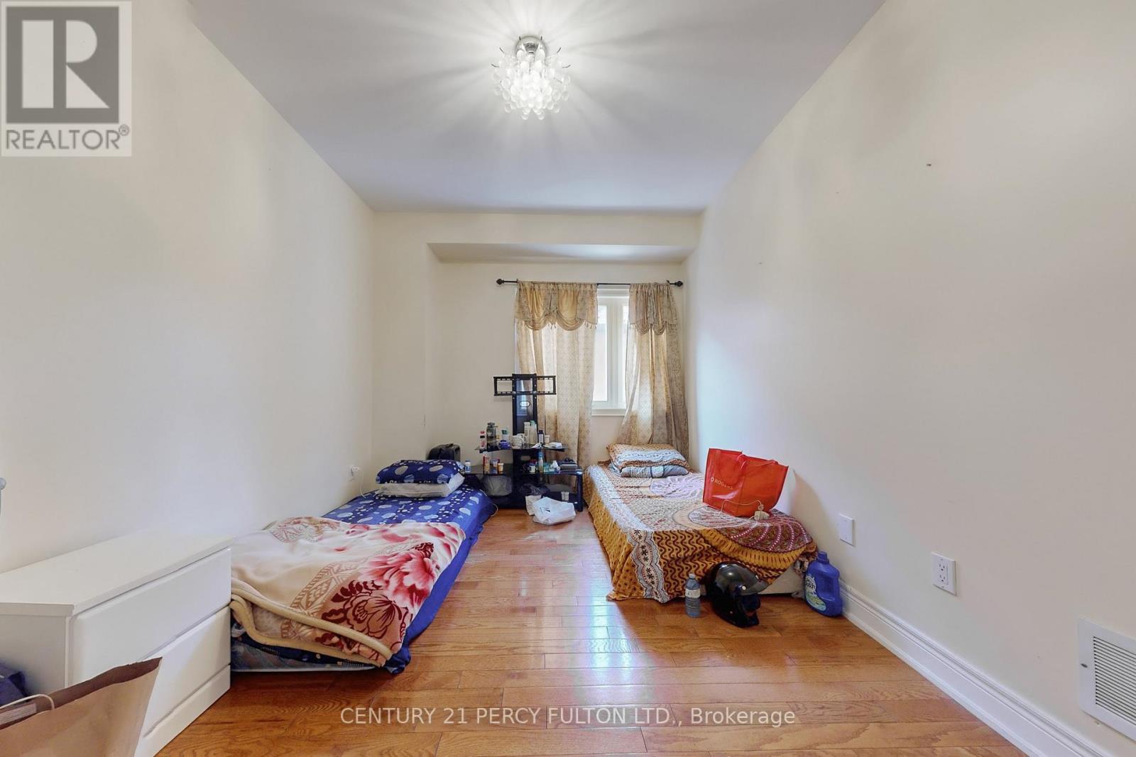 33 Wanstead Avenue, Toronto, Ontario  M1L 3L3 - Photo 14 - E12292451
