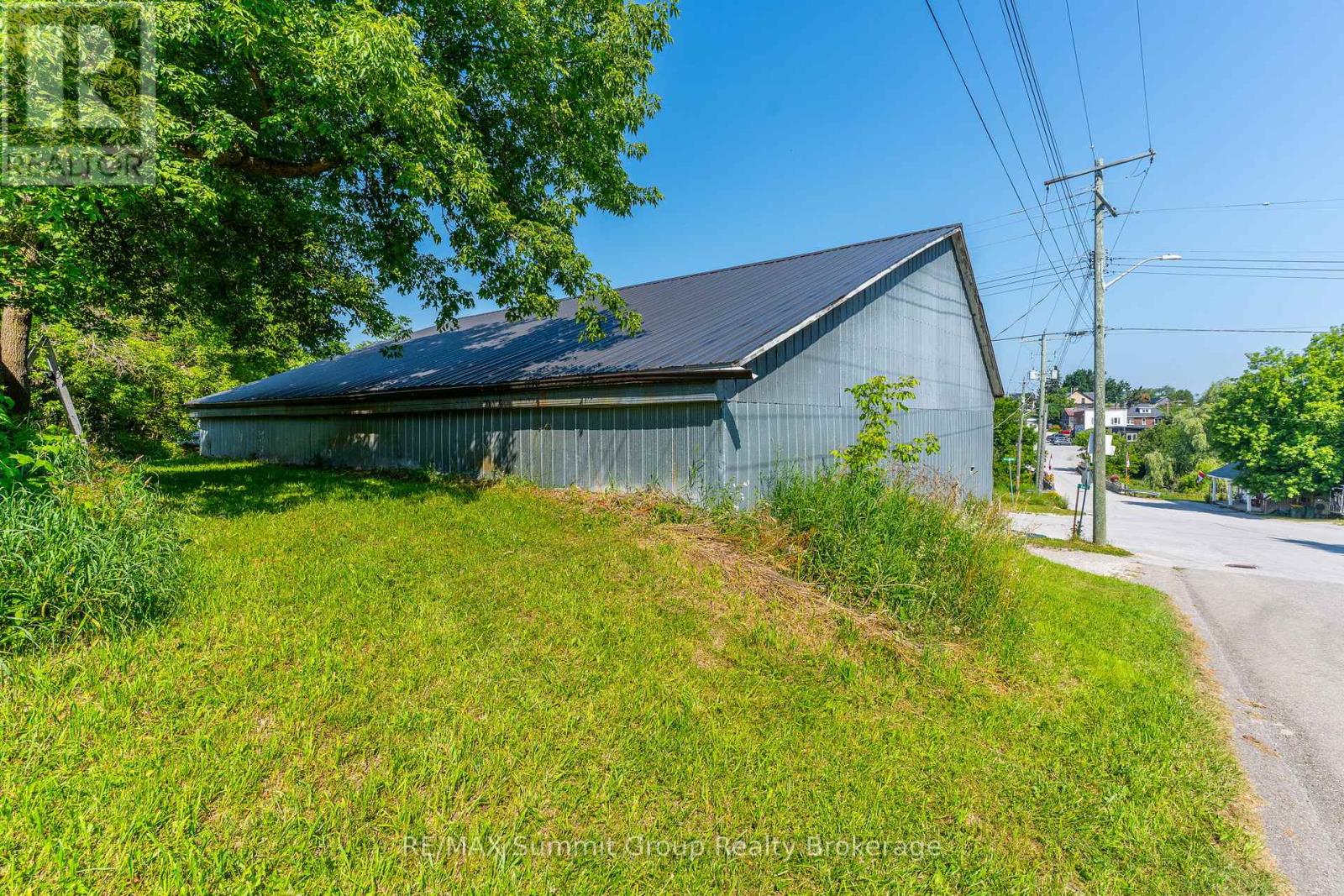 140 & 145 Wellington Street, Grey Highlands, Ontario  N0C 1C0 - Photo 24 - X12292485