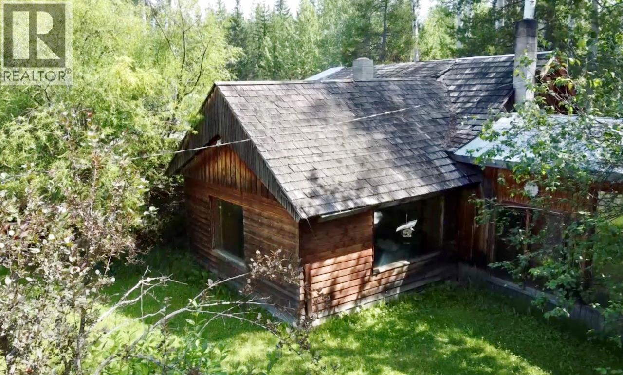 2383 Kettleston Road, golden, British Columbia