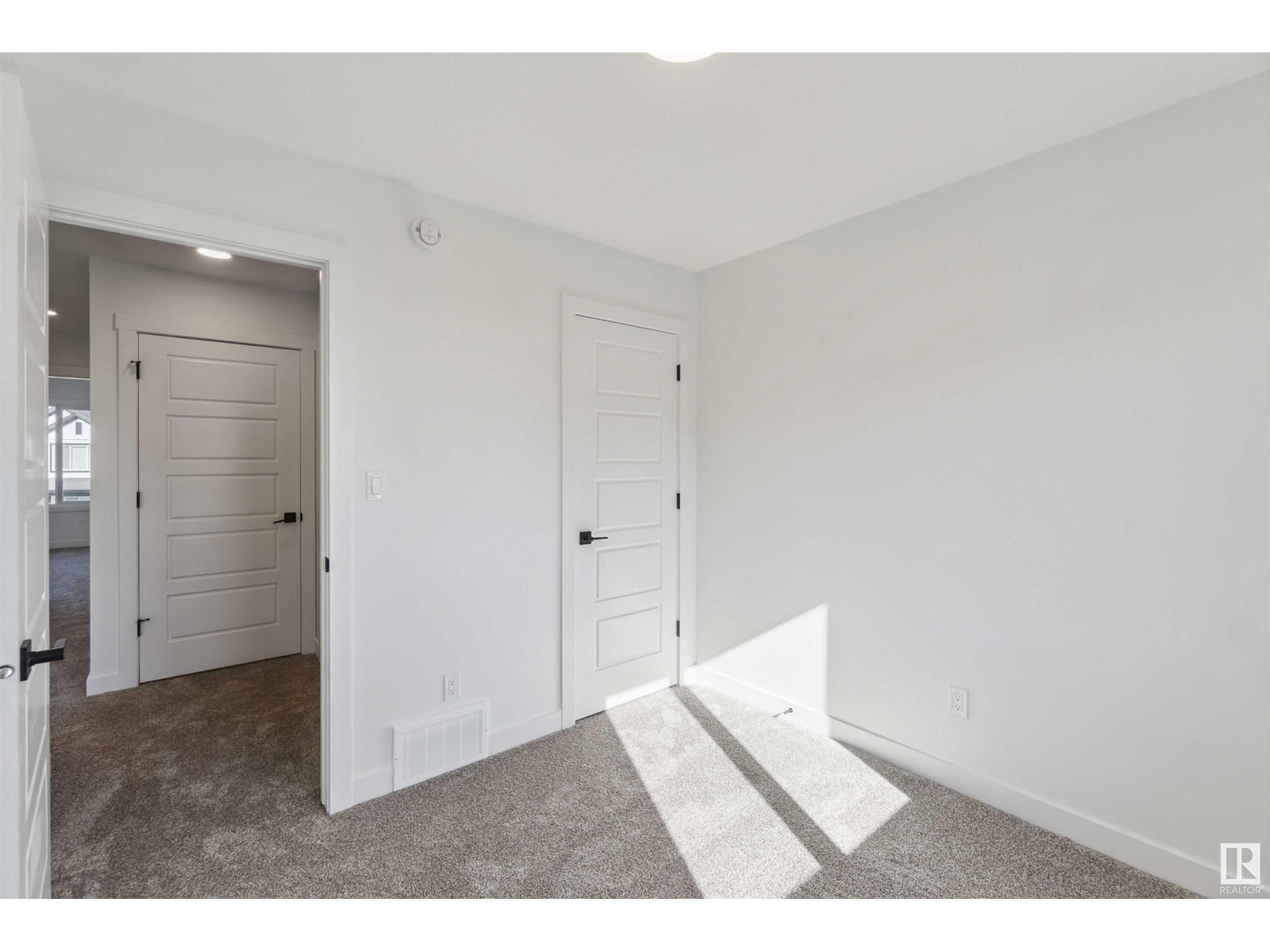 2835 193 St Nw, Edmonton, Alberta  T6M 3B2 - Photo 3 - E4443558