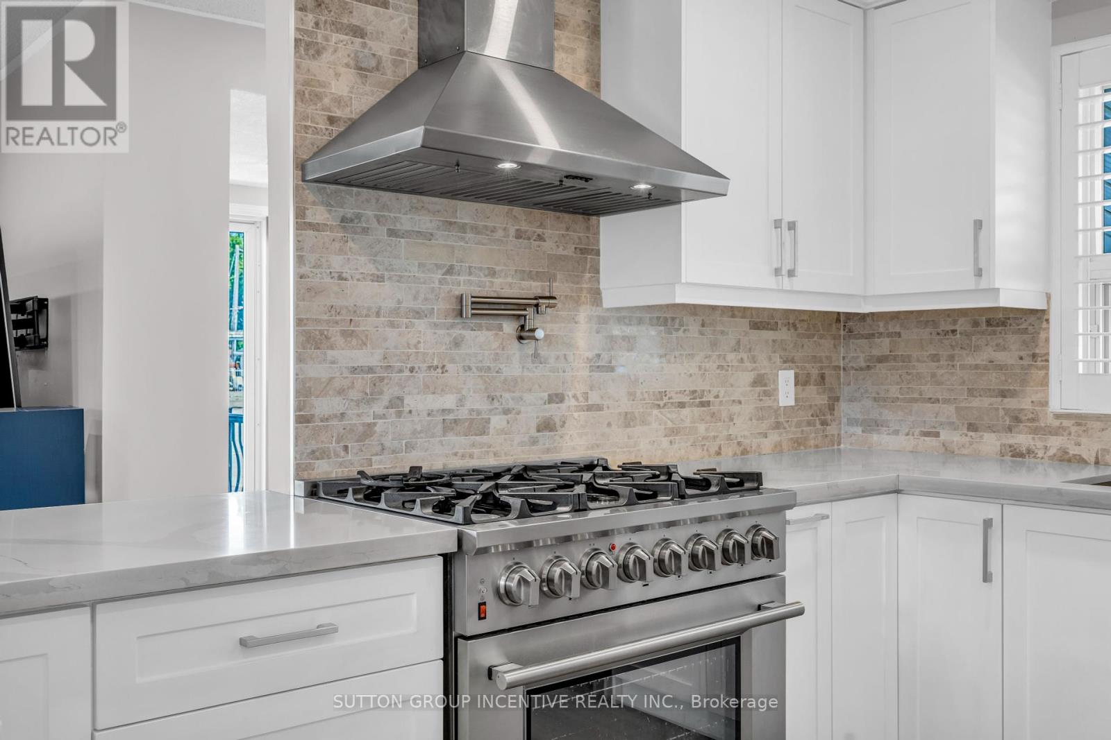 55 Dorward Drive, Toronto (Mount Olive-Silverstone-Jamestown), Ontario  M9V 2J4 - Photo 19 - W12292431