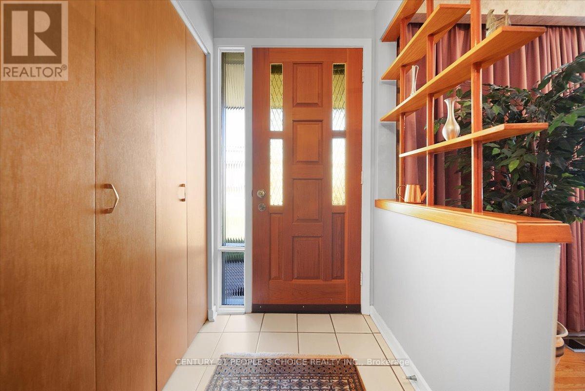 Property at 2374 TRUSCOTT DRIVE image 3