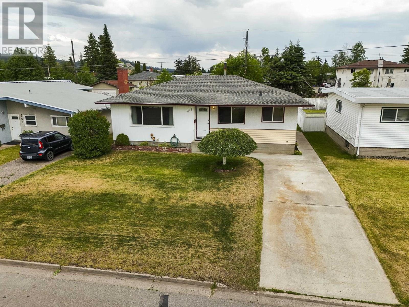 Property at 374 S NICHOLSON STREET image 3