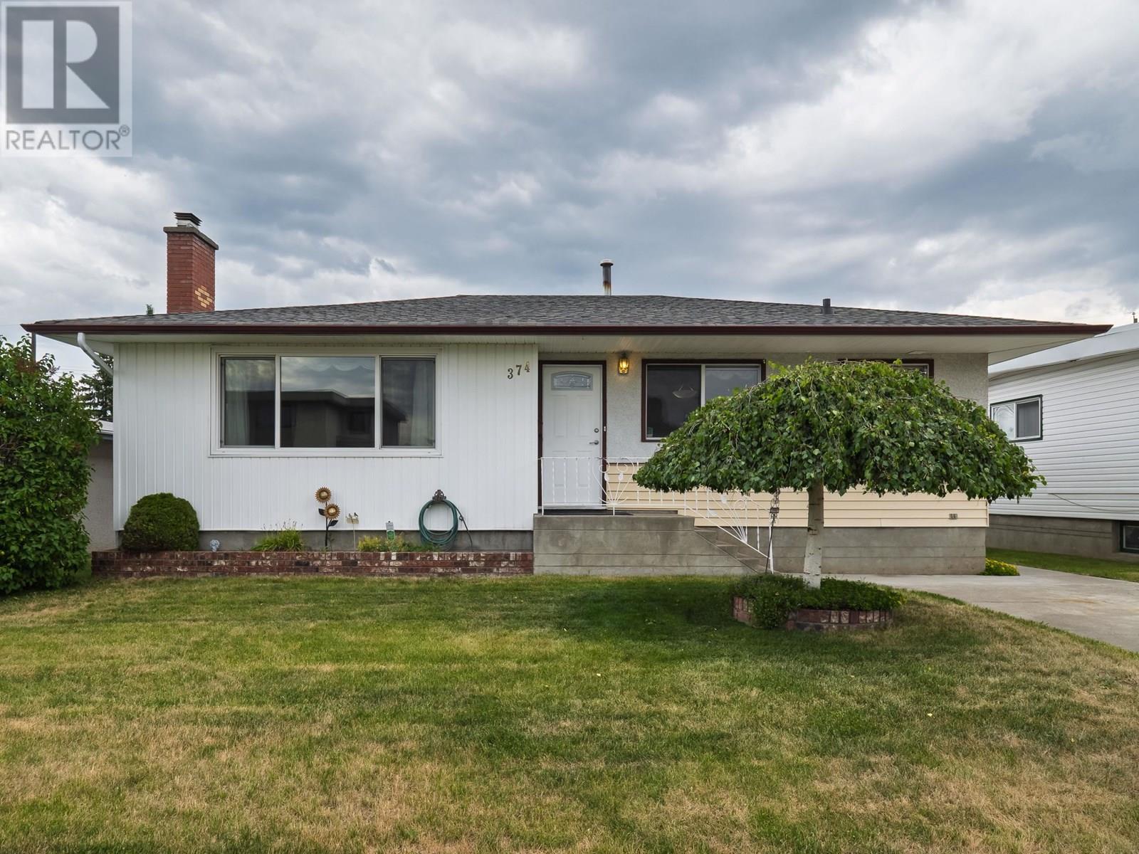 Property at 374 S NICHOLSON STREET image 1