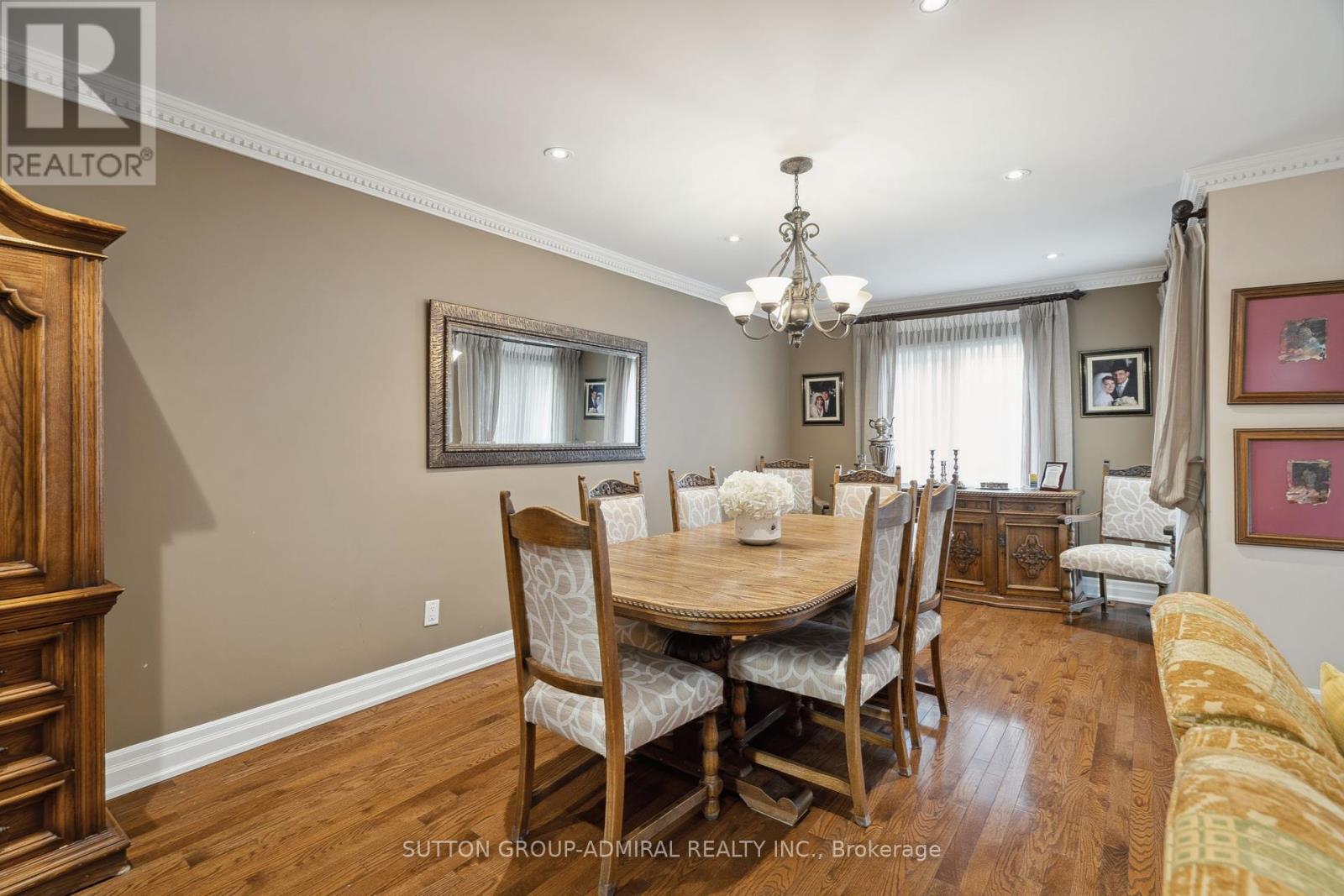 24 Patrice Crescent, Vaughan (Crestwood-Springfarm-Yorkhill), Ontario  L4J 4Y8 - Photo 12 - N12292508