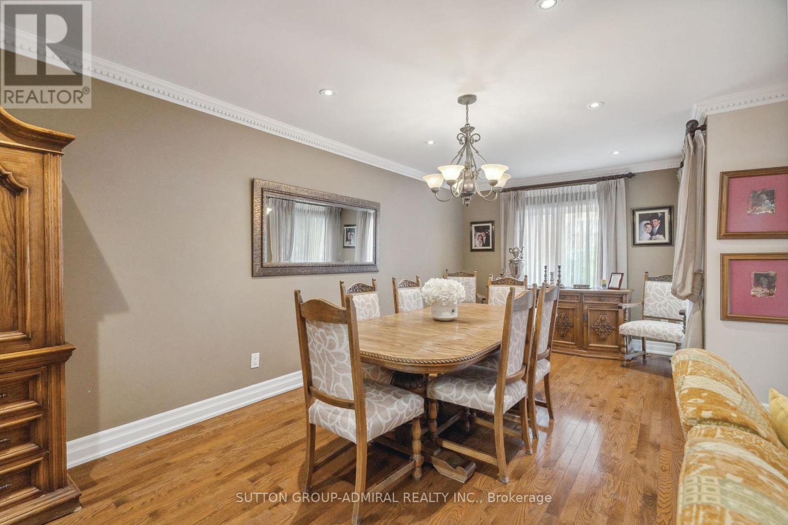 24 Patrice Crescent, Vaughan (Crestwood-Springfarm-Yorkhill), Ontario  L4J 4Y8 - Photo 13 - N12292508
