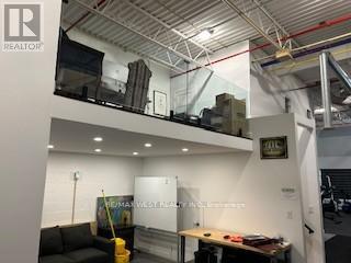 51 - 30 Intermodal Drive, Brampton (Bramalea South Industrial), Ontario  L6T 5V9 - Photo 3 - W12292501