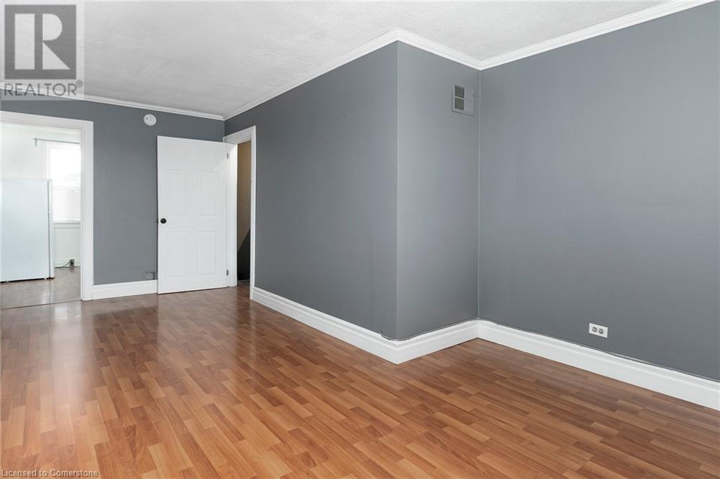 124 Parkdale Avenue N, Hamilton, Ontario  L8H 5W9 - Photo 9 - 40747780