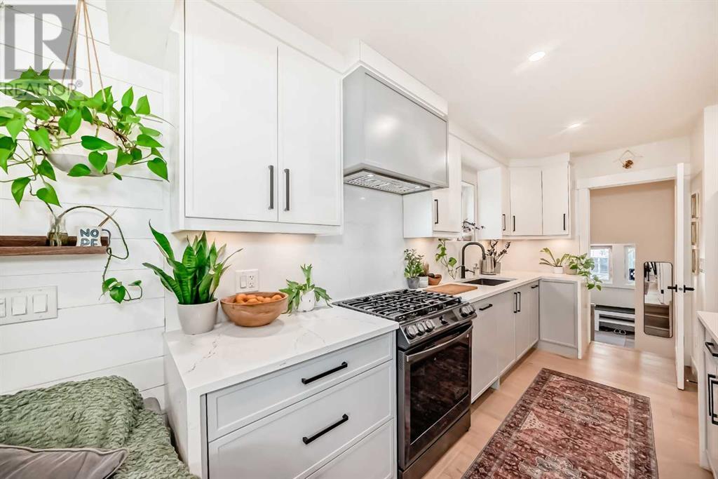 Property at 4719 Charleswood Drive NW image 5