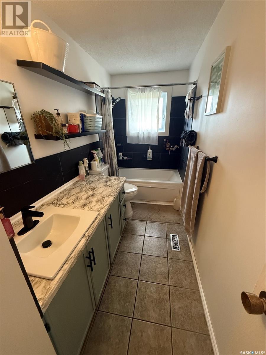 104 Railway Avenue E, Shellbrook, Saskatchewan  S0J 2E0 - Photo 7 - SK013028