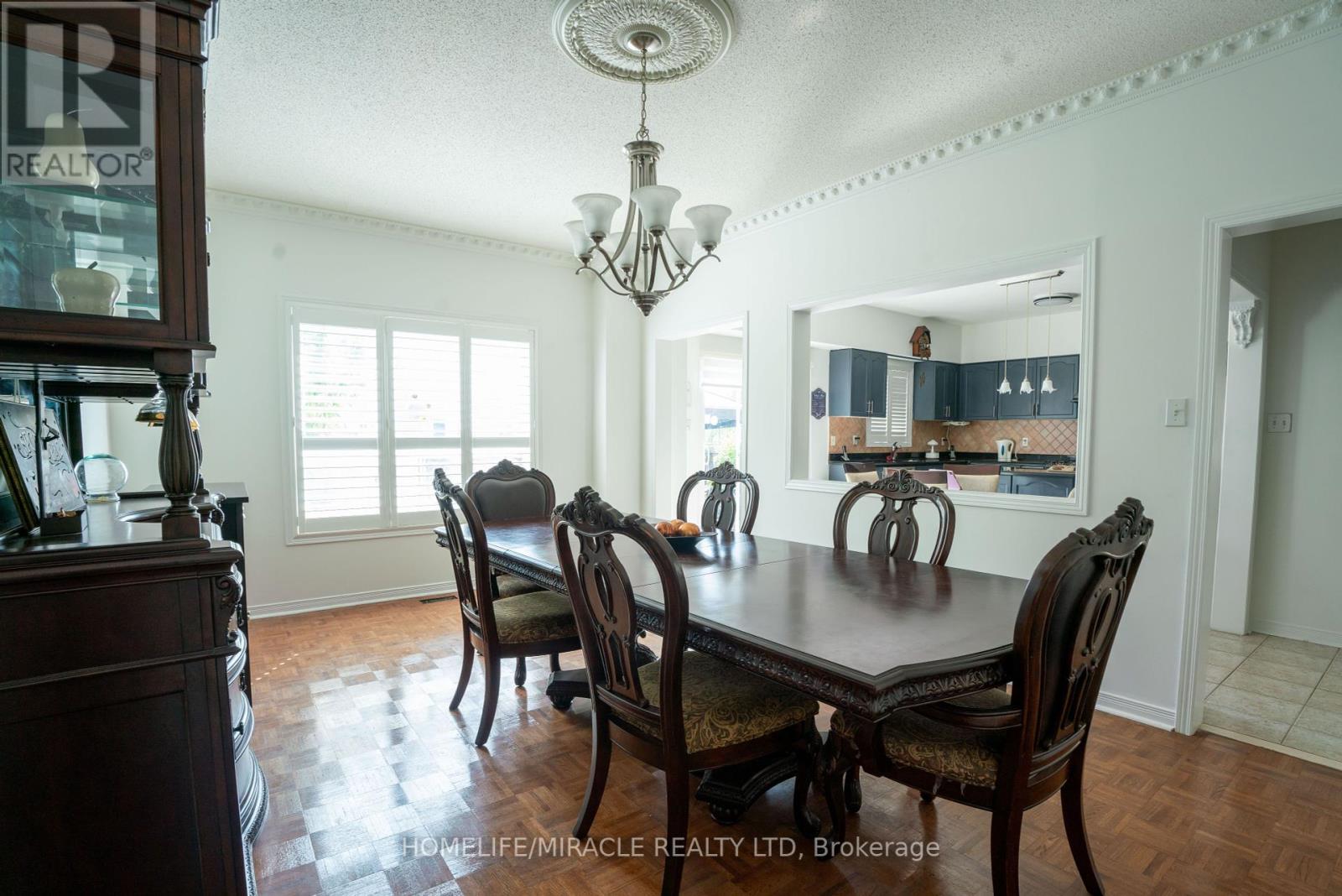 16 Signet Court, Brampton (Fletcher's Meadow), Ontario  L7A 2V1 - Photo 19 - W12292547