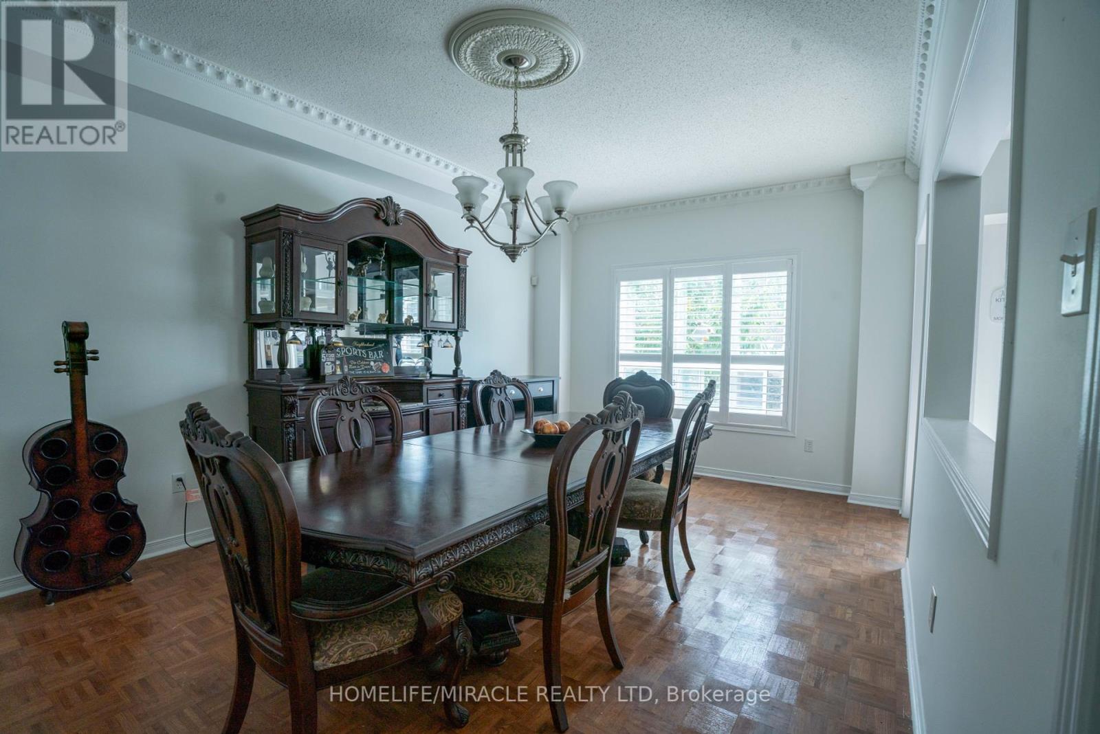 16 Signet Court, Brampton (Fletcher's Meadow), Ontario  L7A 2V1 - Photo 20 - W12292547