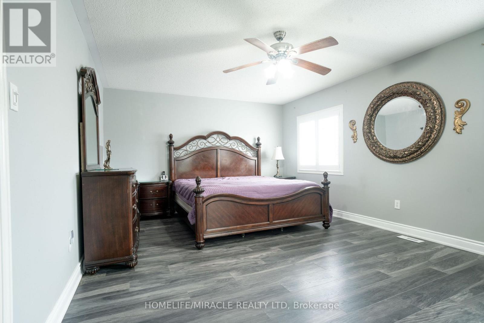 16 Signet Court, Brampton (Fletcher's Meadow), Ontario  L7A 2V1 - Photo 26 - W12292547